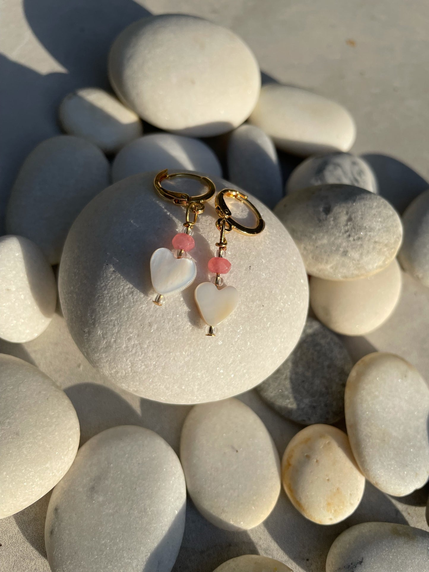 Cute pearl heart earrings