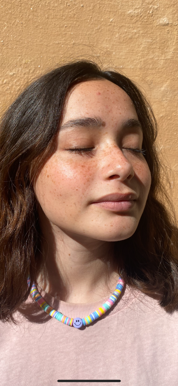 Bon Bon purple smiley necklace