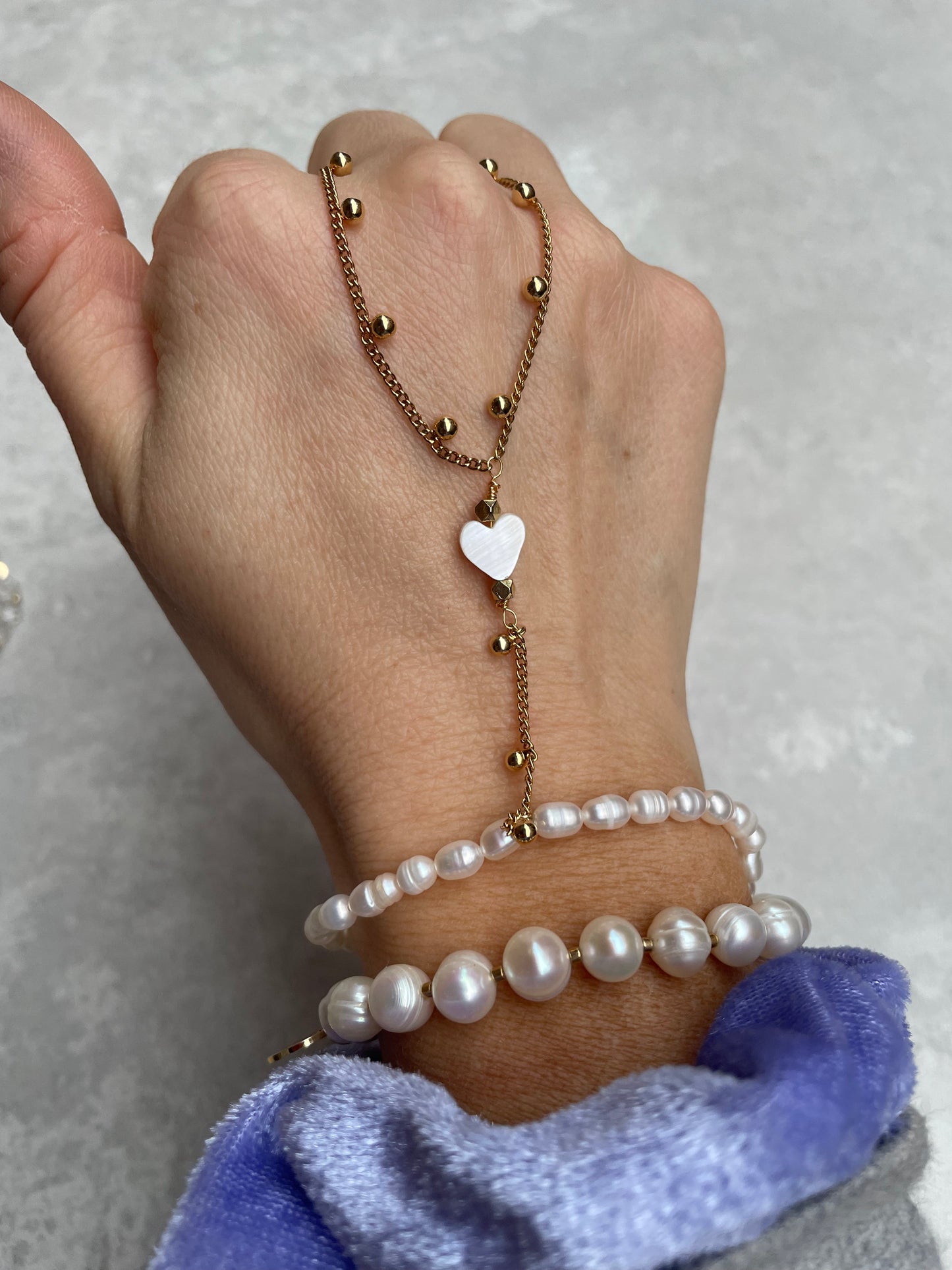 Mother of pearl hand jewelry