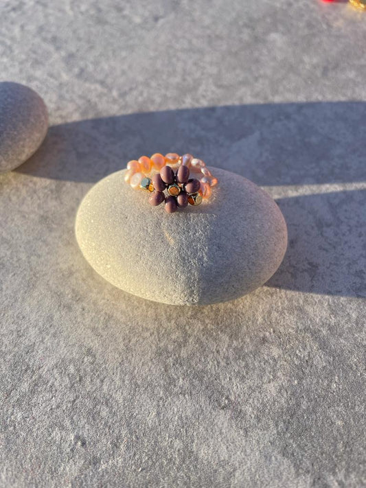 Flower pearl ring