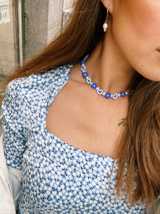 Blue pearl flower choker necklace