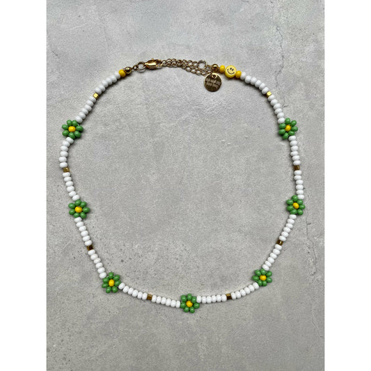 Happy green flower necklace
