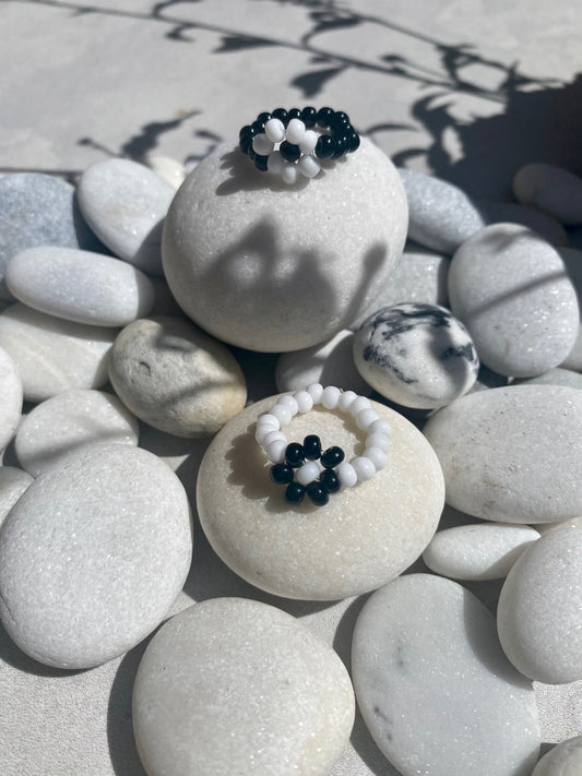 Flower rings - set of two