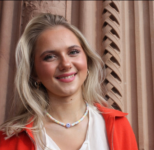 Bon Bon purple smiley necklace