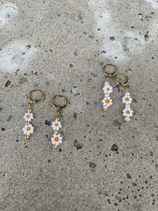 Daisy earrings
